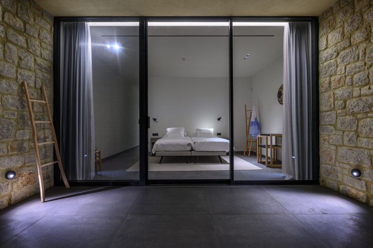 Liades-Luxury-Villa-Bedroom-8